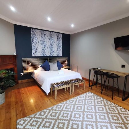 Guest Suites On Connor Блоемфонтейн Екстериор снимка