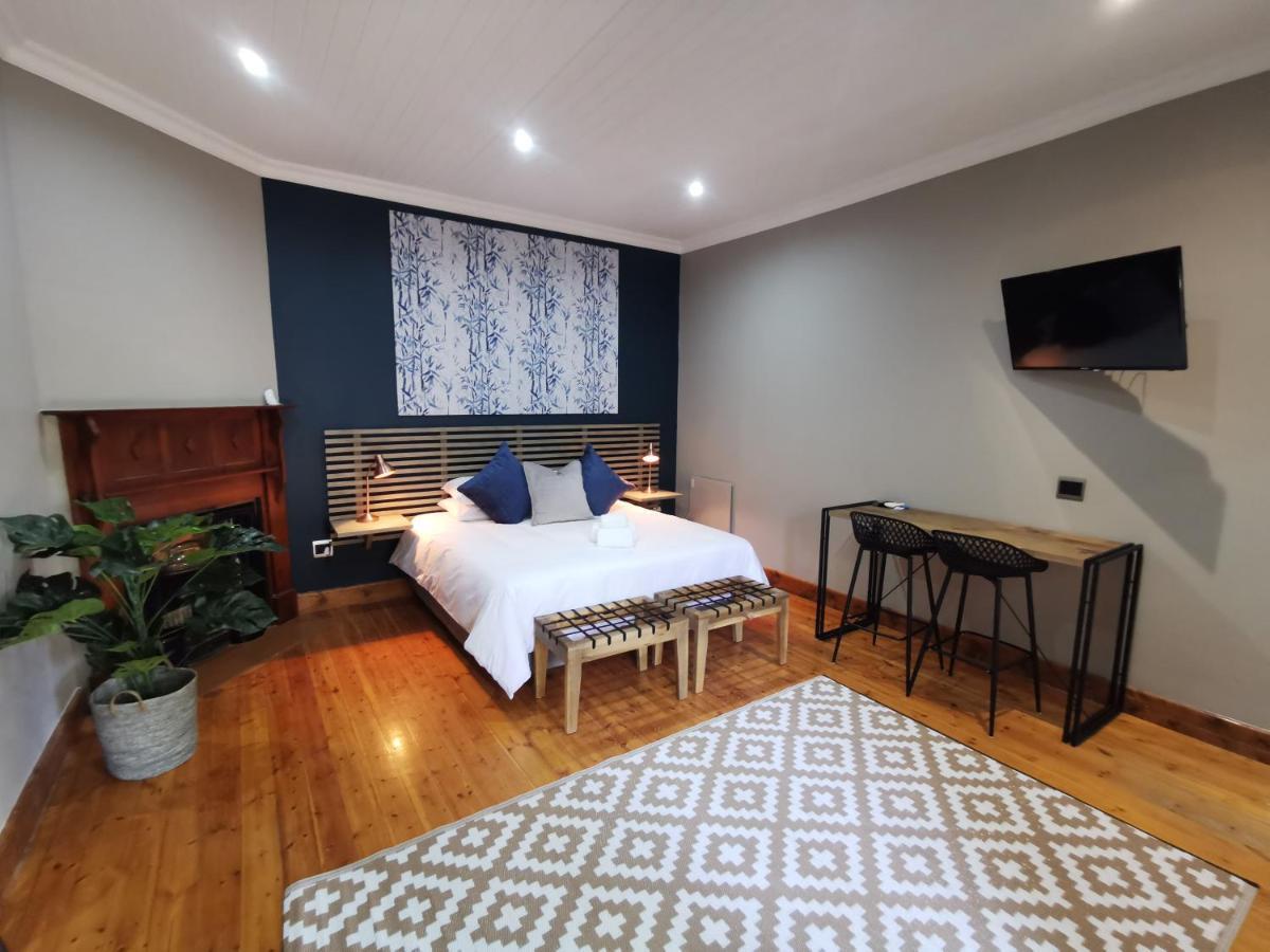 Guest Suites On Connor Блоемфонтейн Екстериор снимка