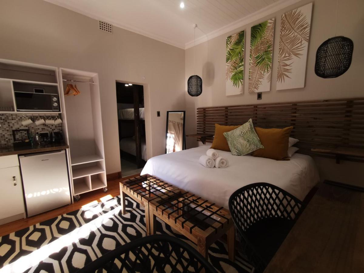 Guest Suites On Connor Блоемфонтейн Екстериор снимка